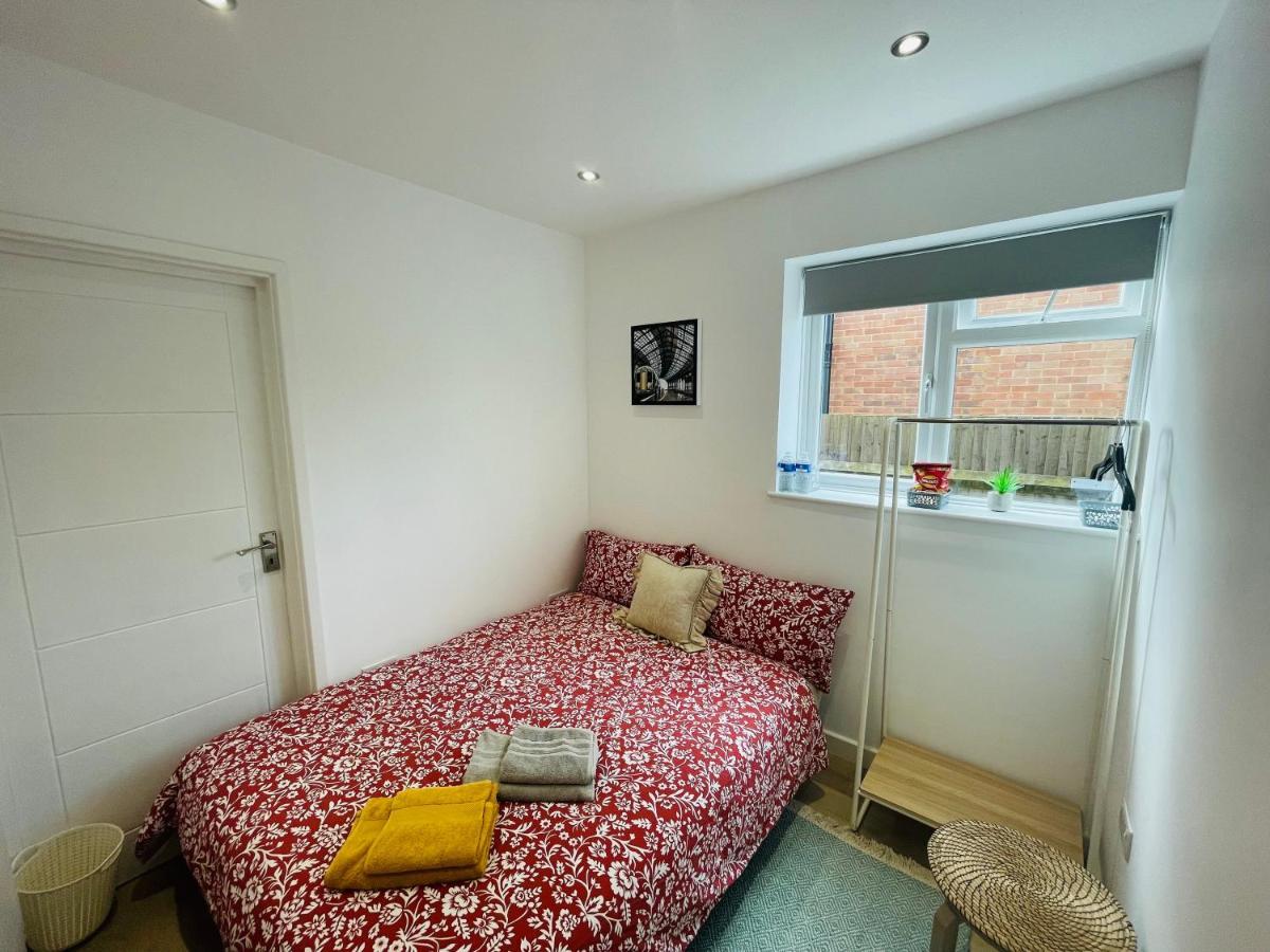 Rooms In A Beautiful House With Free On St Parking Brighton Eksteriør billede